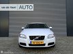 Volvo V70 - 2.0 Momentum Cruise / clima / stoelvewarming / Trekhaak - 1 - Thumbnail