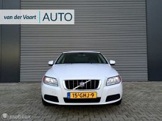 Volvo V70 - 2.0 Momentum Cruise / clima / stoelvewarming / Trekhaak