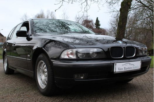 BMW 5-serie Touring - 520i Executive | E39 | Clima | Leder | Youngtimer - 1