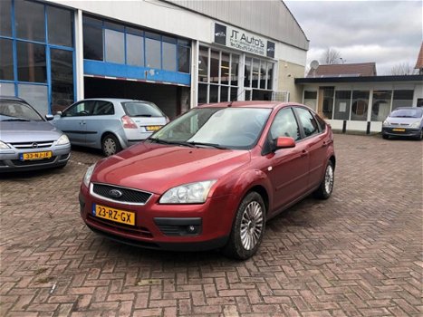 Ford Focus - 1.6 TDCI Titanium airco 1st eigenaar leer NAP nieuwe apk - 1