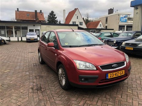 Ford Focus - 1.6 TDCI Titanium airco 1st eigenaar leer NAP nieuwe apk - 1