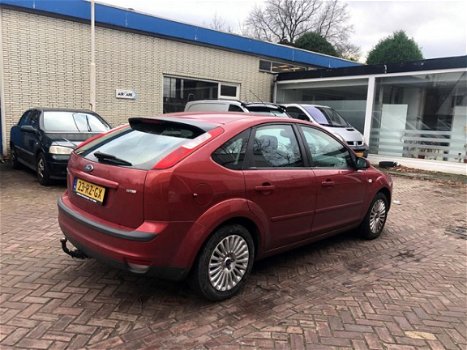 Ford Focus - 1.6 TDCI Titanium airco 1st eigenaar leer NAP nieuwe apk - 1