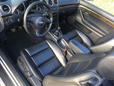 Audi A4 Cabriolet - 2.4 V6 Nette Cabrio, Leder interieur, ** Winterprijsje**! - 1