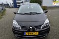 Renault Grand Scénic - 2.0-16V Tech Line mooi nette auto. 7 persoons uitvoering./ apk gekeurd - 1 - Thumbnail