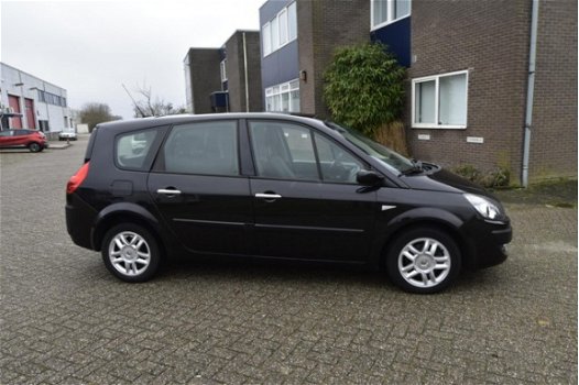 Renault Grand Scénic - 2.0-16V Tech Line mooi nette auto. 7 persoons uitvoering./ apk gekeurd - 1