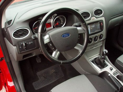 Ford Focus Wagon - 1.6 16V 