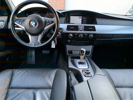 BMW 5-serie Touring - 520i Corporate Lease Business Line Edition II LEER+NAVI PROFFESIONAL+17INCH+NL - 1