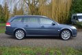 Opel Vectra Wagon - 2.2-16V Executive 18 inch Airco Cruise LPG-G3 - 1 - Thumbnail