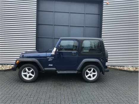 Jeep Wrangler - 4.0i Sport Hardtop en Softtop --Inruil Mogelijk - 1