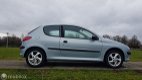 Peugeot 206 - 1.4 Gentry - 1 - Thumbnail