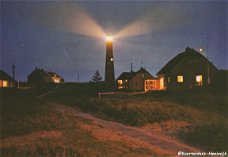 Groeten van Schiermonnikoog Vuurtoren bij nacht