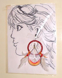 DROMENVANGER-OORBELLEN Druppelvorm in rood-oranje: Ring=6cm