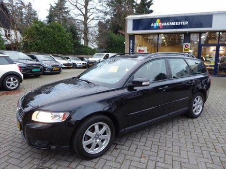 Volvo V50 - 1.8 Edition I 2eEig/118dKm/Climate/Cruise - 1