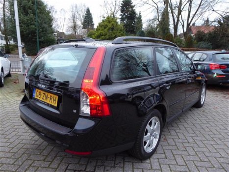 Volvo V50 - 1.8 Edition I 2eEig/118dKm/Climate/Cruise - 1
