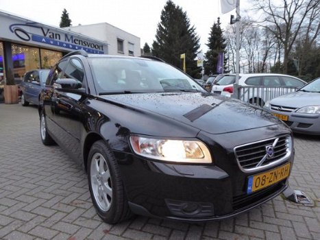 Volvo V50 - 1.8 Edition I 2eEig/118dKm/Climate/Cruise - 1