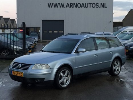 Volkswagen Passat Variant - 2.3 V5 170 PK Highline, YOUNGTIMER, AIRCO(CLIMA), CRUISE CONTROL, LEDER/ - 1