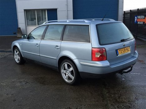 Volkswagen Passat Variant - 2.3 V5 170 PK Highline, YOUNGTIMER, AIRCO(CLIMA), CRUISE CONTROL, LEDER/ - 1