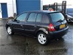 Renault Clio - 1.4-16V Authentique Comfort 5-DEURS, AIRCO, ELEK-RAMEN, RADIO-CD, CENT-VERGRENDELING, - 1 - Thumbnail