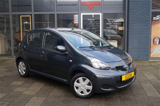 Toyota Aygo - 1.0-12V Comfort / Elek-Pakket / Airco / Automaat / 5-DRS - 1