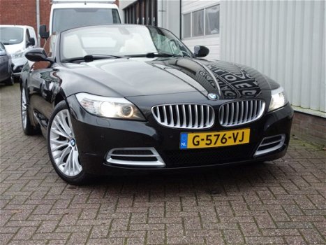 BMW Z4 Roadster - sDrive23i 204pk 6-cil Xenon Stoelverw Leer Navi Clima Executive - 1