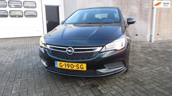 Opel Astra - 1.4 Turbo PDC/AIRCO - 1