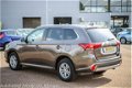 Mitsubishi Outlander - 2.0 PHEV (incl.BTW € 23.950, -) AUTOMAAT, Half Leer/Alcantara, Navi, Keyless - 1 - Thumbnail