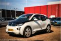 BMW i3 - Comfort Advance ( €16.490 ex btw) AUTOMAAT, Navi, Keyless - 1 - Thumbnail