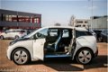 BMW i3 - Comfort Advance ( €16.490 ex btw) AUTOMAAT, Navi, Keyless - 1 - Thumbnail