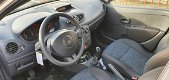 Renault Clio - 1.2 16v Business Line Airco, velgen, trekhaak - 1 - Thumbnail