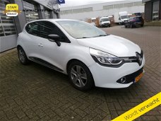 Renault Clio - TCe 90pk Expression Navi, trekhaak, Lichtmetaal