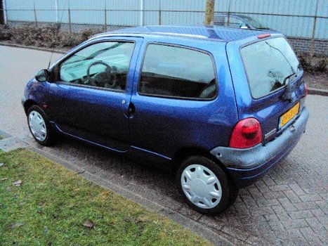 Renault Twingo - 1.2-16V 75PK, Stuurbekrachtiging, nw APK - 1