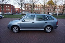 Skoda Fabia Combi - 1.4-16V Elegance AUTOMAAT