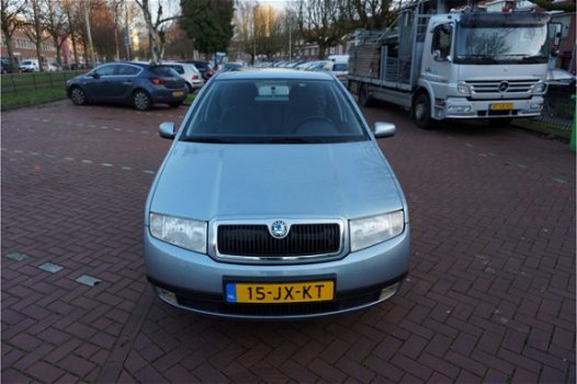 Skoda Fabia Combi - 1.4-16V Elegance AUTOMAAT - 1