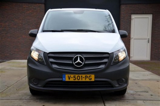 Mercedes-Benz Vito - 111 CDI Lang Business Professional Plus Navi/Airco/Pdc/Cr-Controle/Trekhaak/Ach - 1