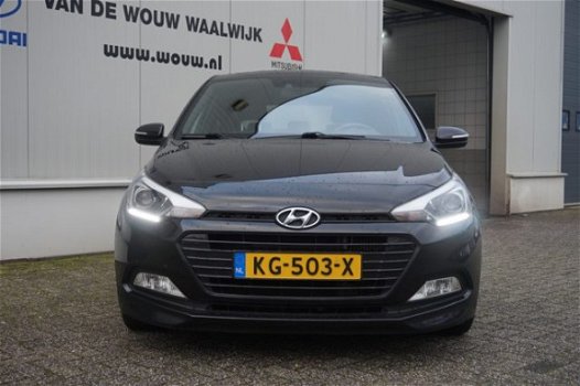 Hyundai i20 - 1.0 T-GDI Go|Navi|Zwart dakhemel|Lm Velgen - 1