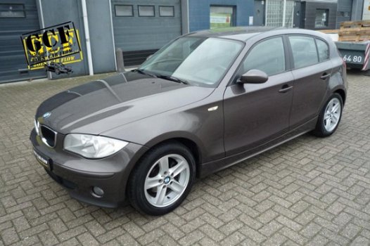 BMW 1-serie - 116i HIGH EXE Cruise Control, Parkeerhulp - 1