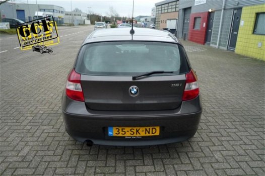 BMW 1-serie - 116i HIGH EXE Cruise Control, Parkeerhulp - 1