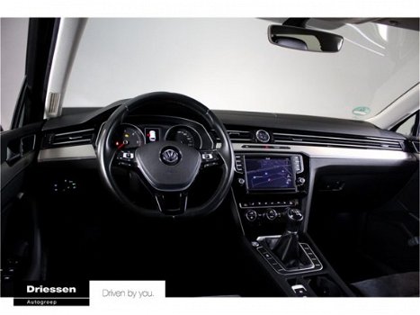 Volkswagen Passat Variant - 2.0 TDI Highline - 1