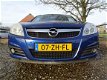 Opel Vectra Wagon - 3.0 CDTi Executive Automaat | Clima + Cruise + Navi + PDC nu € 3.450, - 1 - Thumbnail