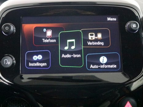 Toyota Aygo - 1.0 VVT-i X-Cite, Lm velgen, Apple Car play. Gratis 5 Jaar Fabrieksgarantie & Onderhou - 1