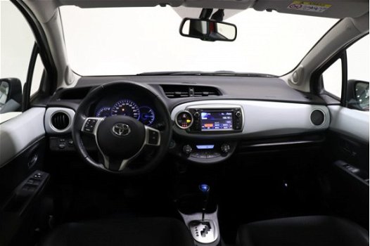 Toyota Yaris - 1.5 Full Hybrid Dynamic, 1e Eigenaar, Dealer onderhouden, LM velgen, Cruise control - 1