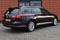 Volkswagen Passat Variant - 1.6 TDI DSG Highline Panoramadak - 1 - Thumbnail