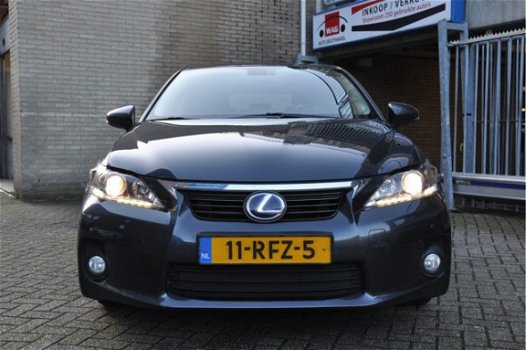 Lexus CT 200h - Hybrid - 1