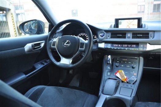 Lexus CT 200h - Hybrid - 1