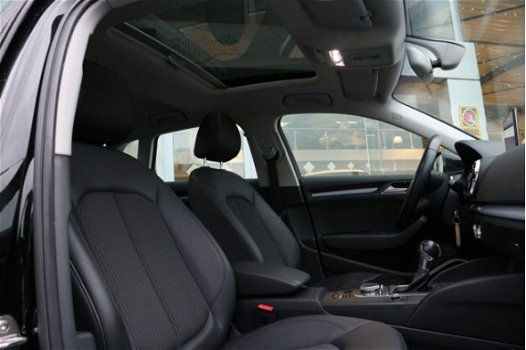 Audi A3 Sportback - 1.4 TFSI CoD Ambition Pro Line S-Tronic Schuifdak Navi Xenon - 1
