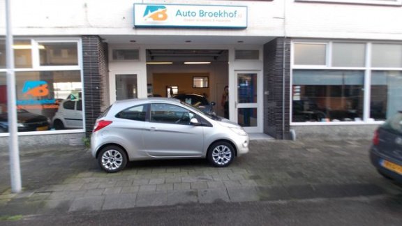 Ford Ka - 1.2 Titanium NIEUWSTAAT MET 79 DKM, AIRCO - 1