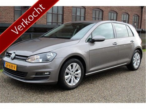 Volkswagen Golf - TSI 116pk Highline orig NL. navigatie - 1