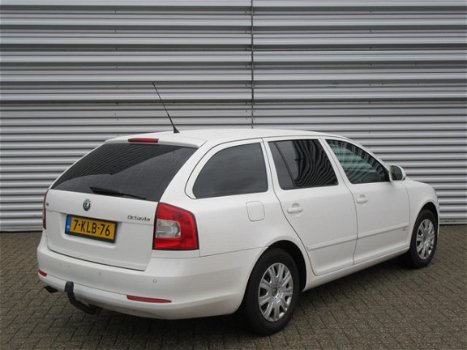 Skoda Octavia Combi - 1.6 TDI Elegance - 1