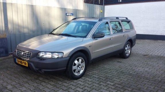 Volvo V70 Cross Country - 2.4 T - 1