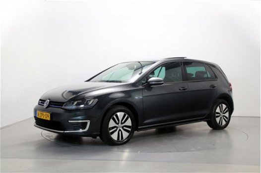 Volkswagen Golf - 1.4 TSI 204pk GTE DSG Panoramadak Leder Stoelverwarming Navigatie - 1